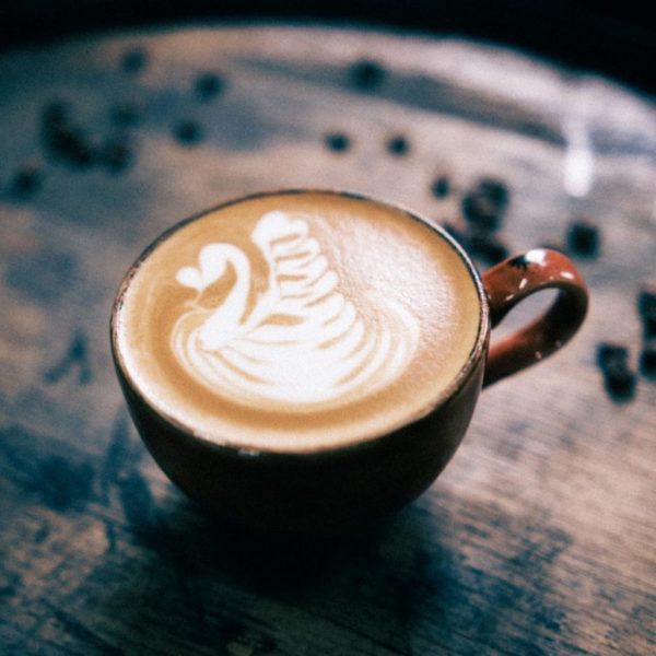 latte art swan